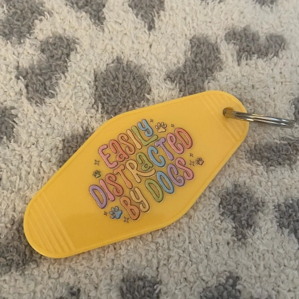 HANDMADE MOTEL KEYCHAIN